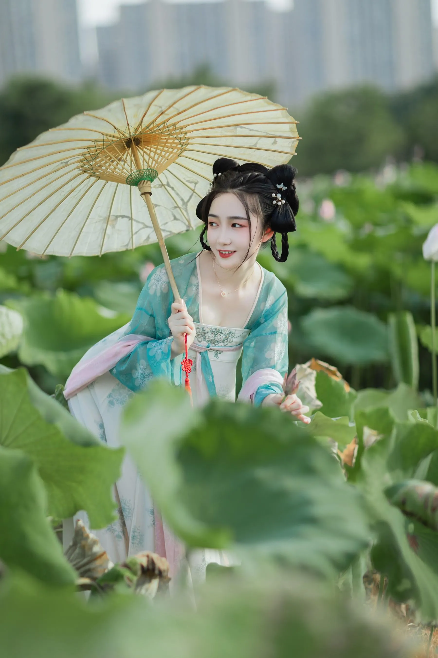 [YITUYU艺图语]2022.07.16 采莲 佩佩 [25P]插图